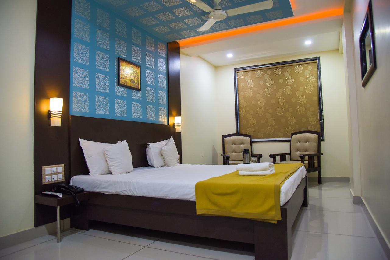 Hotel Tulsi Residency Bhuj Exterior foto
