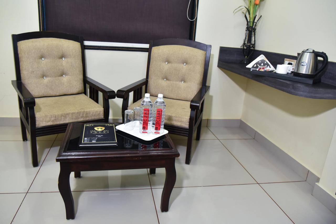 Hotel Tulsi Residency Bhuj Exterior foto
