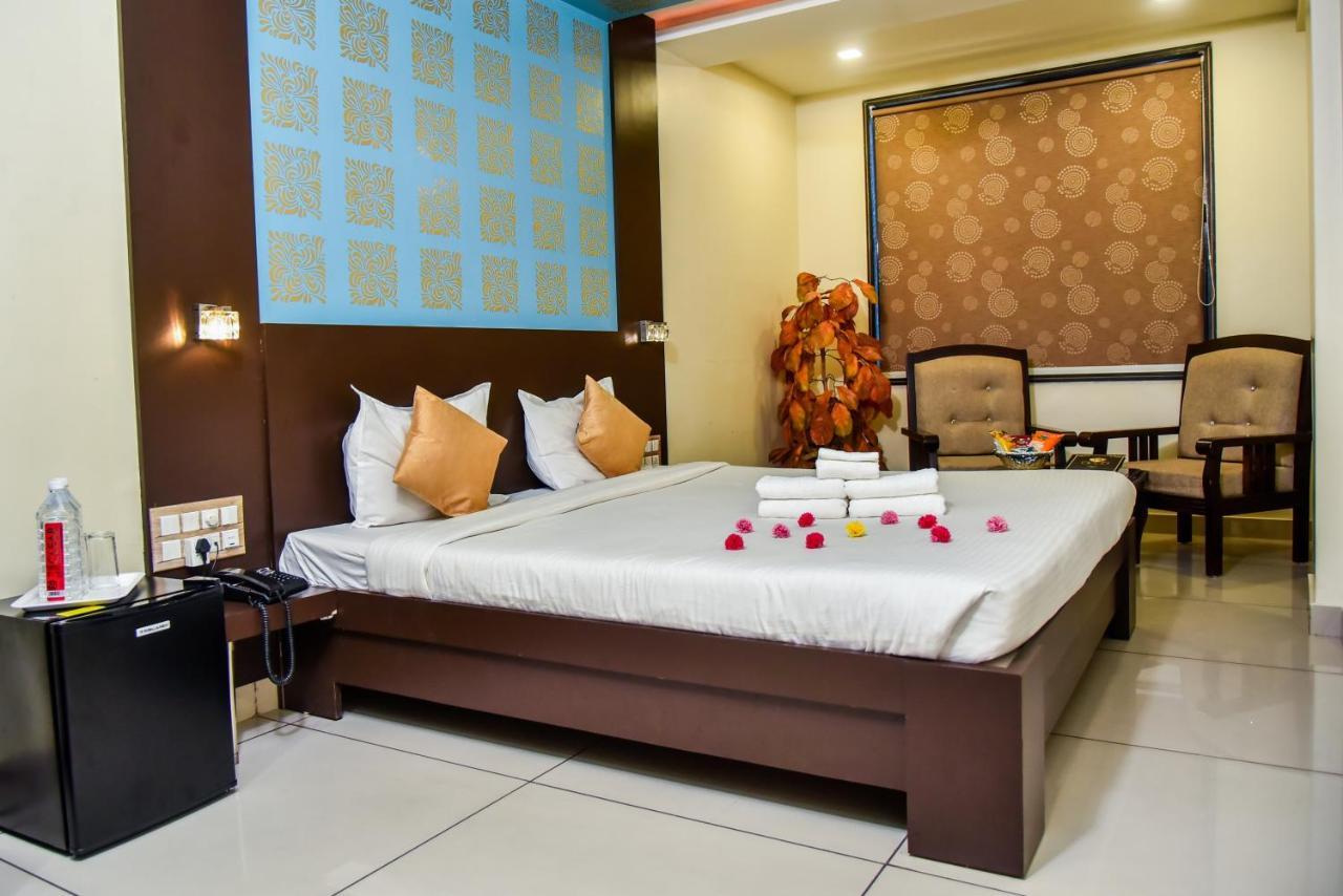 Hotel Tulsi Residency Bhuj Exterior foto